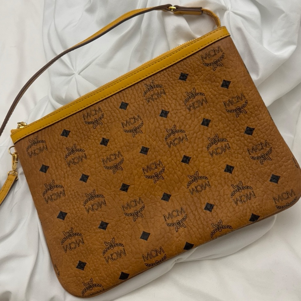 MCM Authentic Shoulder Pouch - Picture 4 of 6